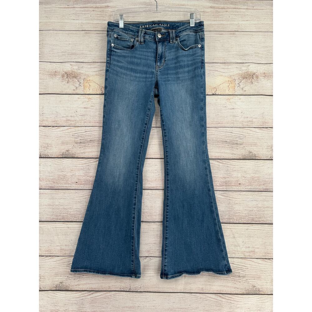 American‎ Eagle Low Rise Flare Jeans Womens 6 Blue Medium Wash Denim